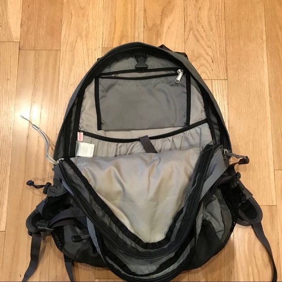 The North Face Borealis Backpack - gray and blue - Picture 6 of 8